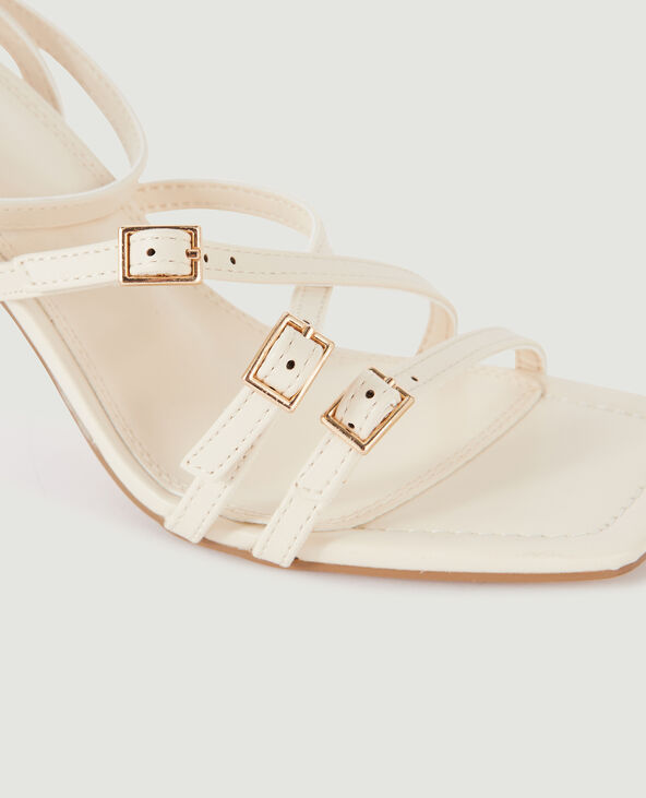 Sandales à brides boutés carrés beige - Pimkie