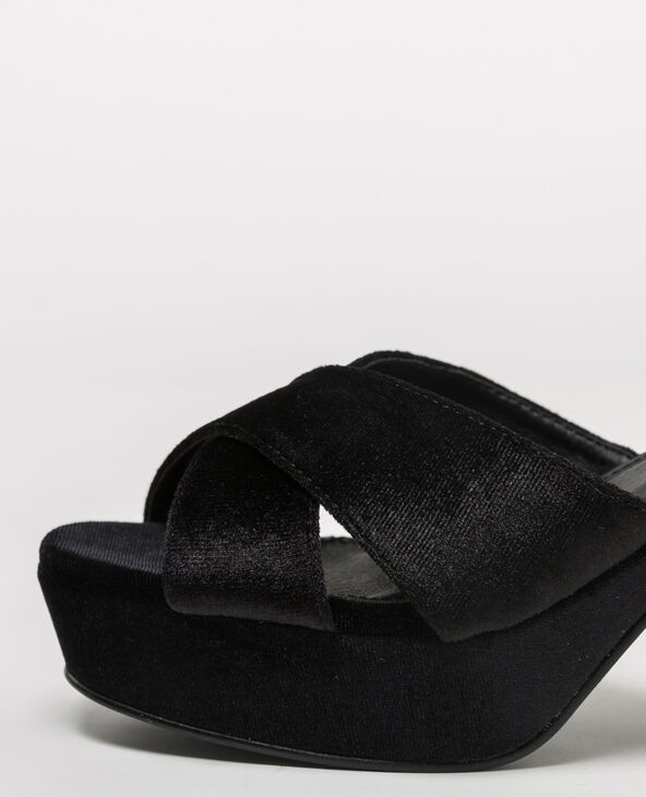 Sandales à plateau velours noir - Pimkie