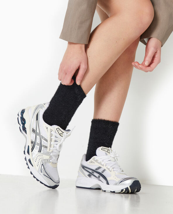 Paire de chaussettes en maille douce et poilue noir - Pimkie
