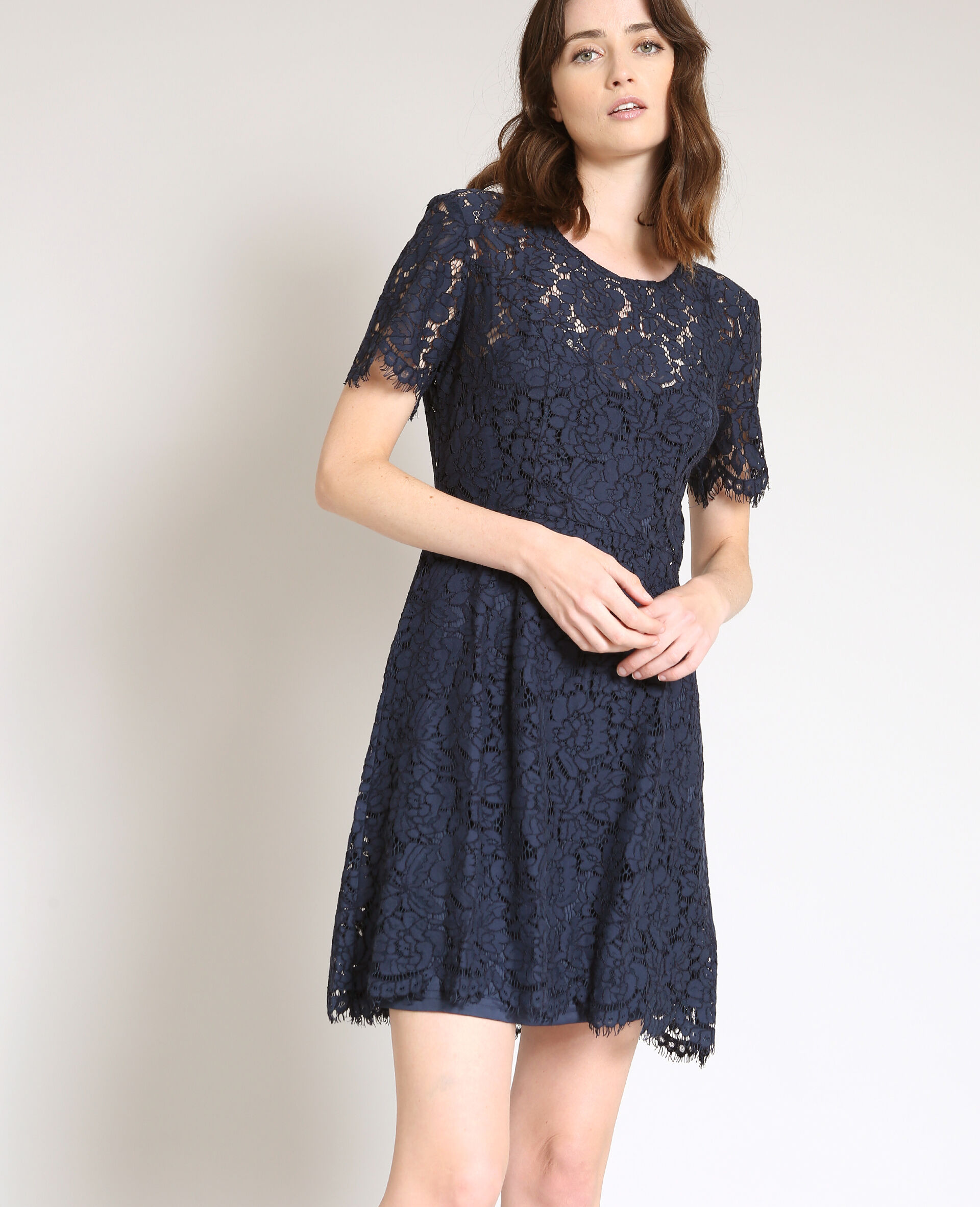 robe dentelle marine