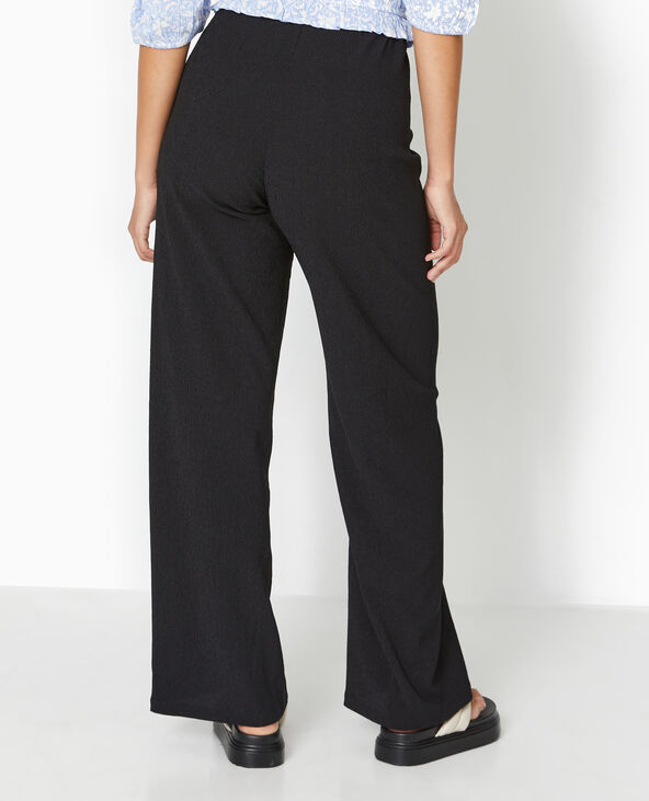 Pantalon large et fluide en tissu effet froissé noir - Pimkie
