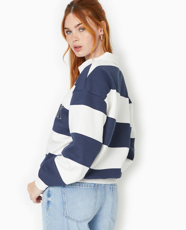 Sweat à rayures avec col polo et broderie bleu - Pimkie