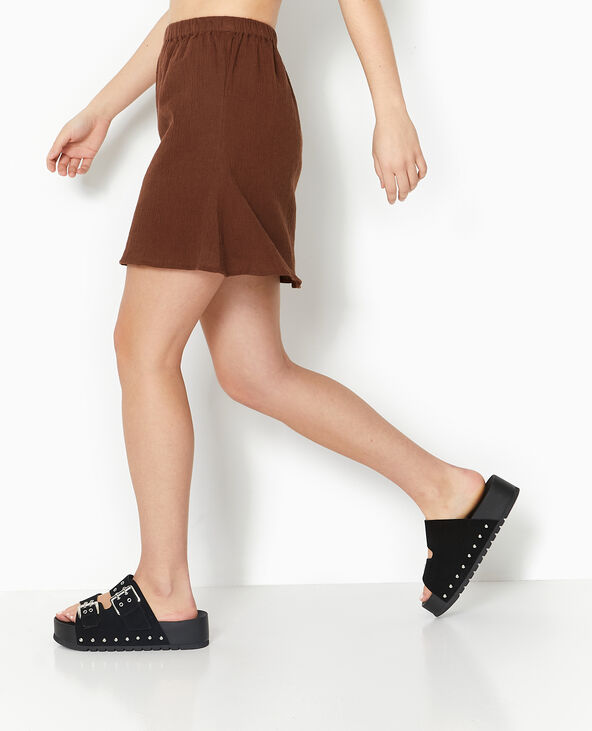 Jupe courte en tissu effet froissé marron - Pimkie