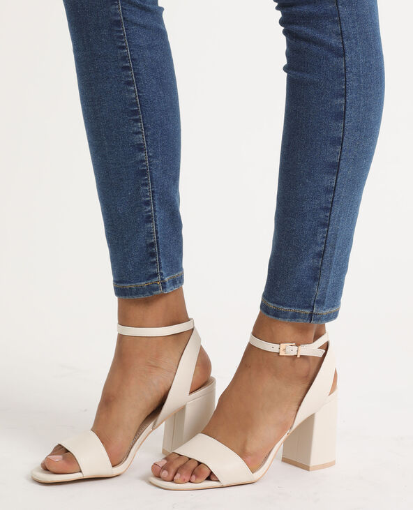 Sandales larges best sale