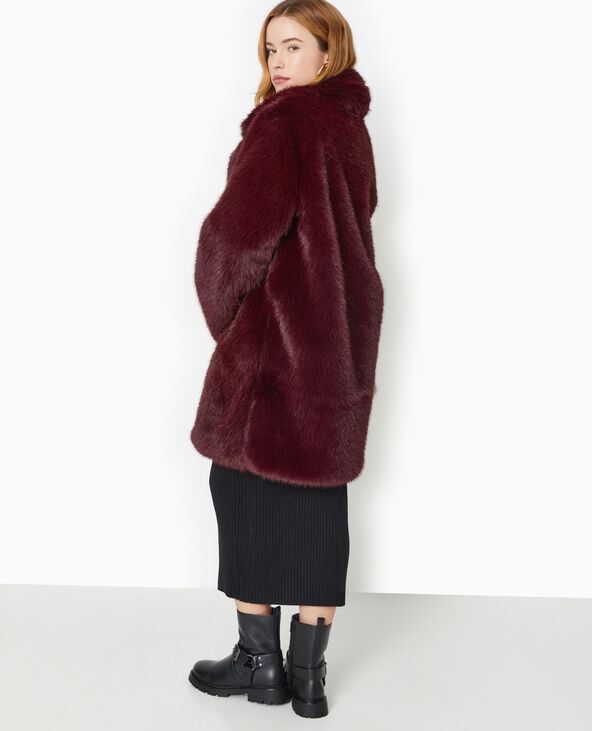 Manteau en fausse fourrure bordeaux - Pimkie