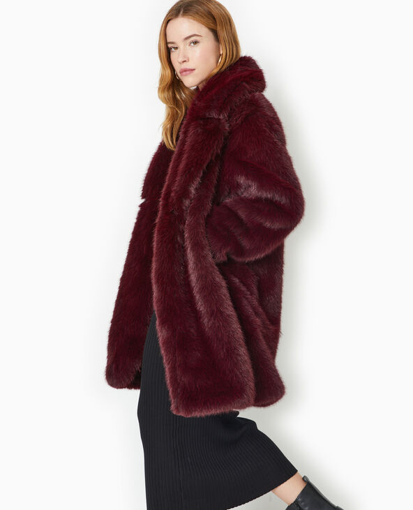Manteau en fausse fourrure bordeaux - Pimkie