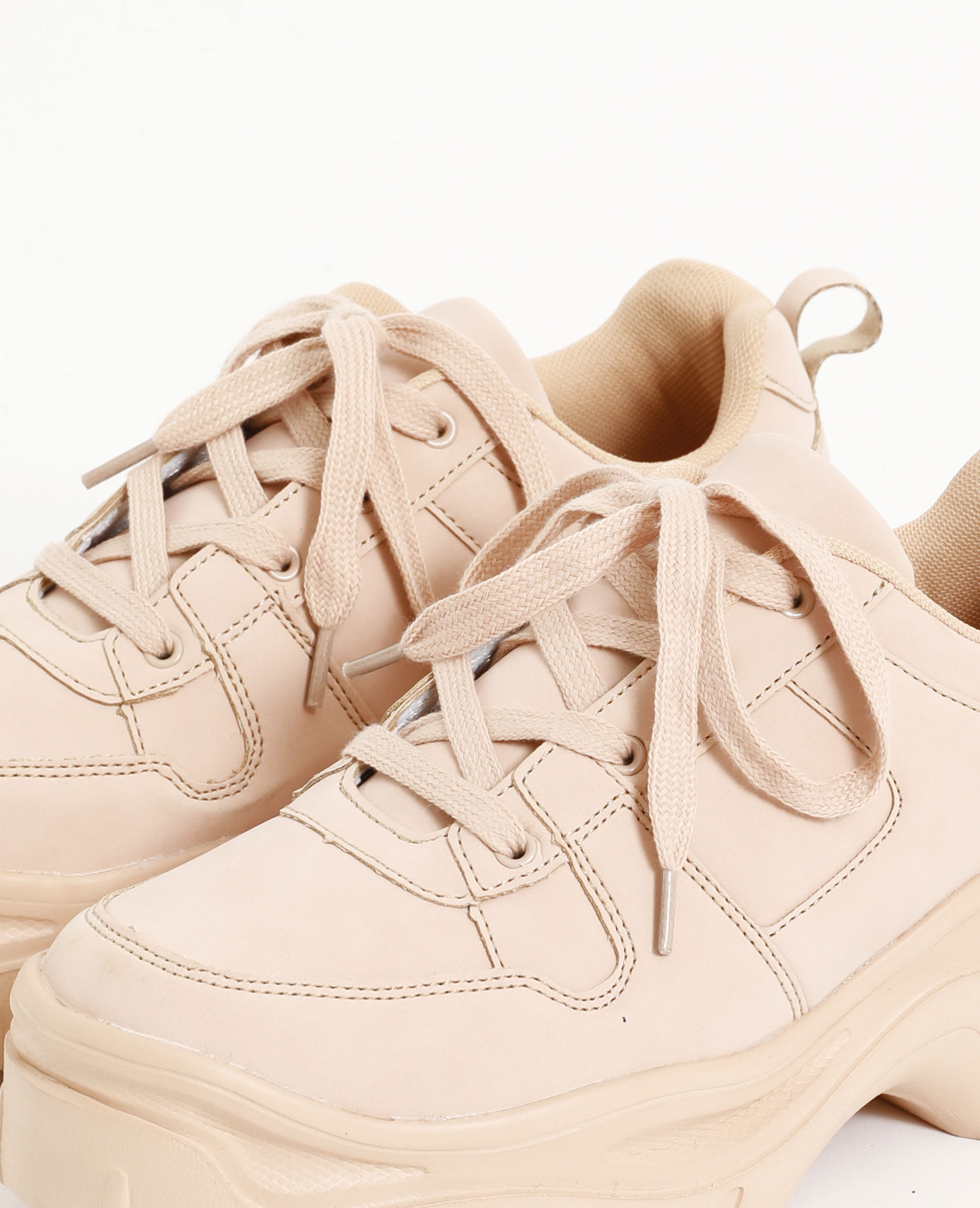 basket plateforme beige