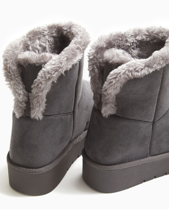 Boots fourrées en suédine gris foncé - Pimkie