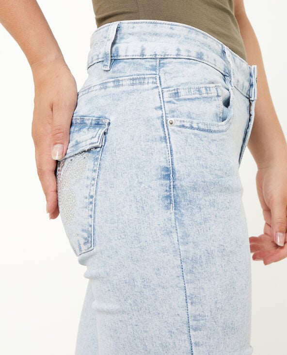 Jean flare avec papillons en strass bleu clair - Pimkie