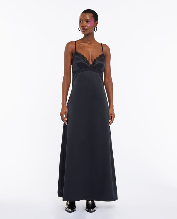 Robe longue en satin avec dentelle noir - Pimkie