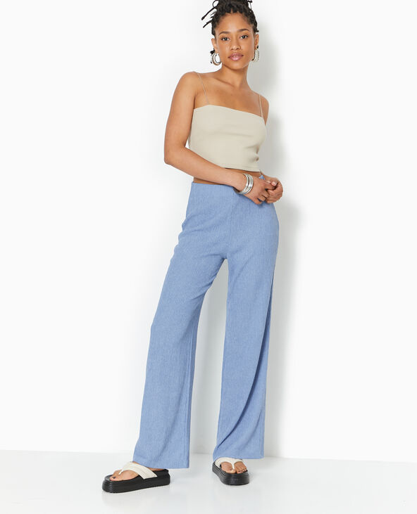 Pantalon large en maille reliefee