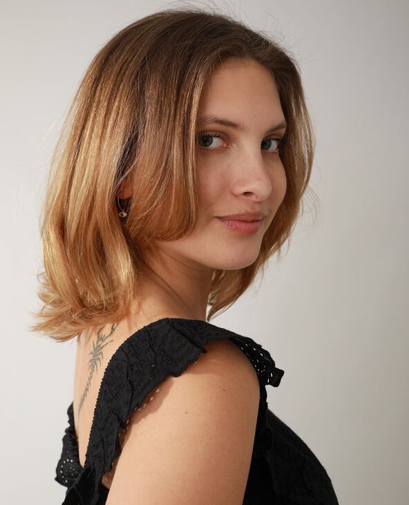 Top smocké avec broderie anglaise noir - Pimkie