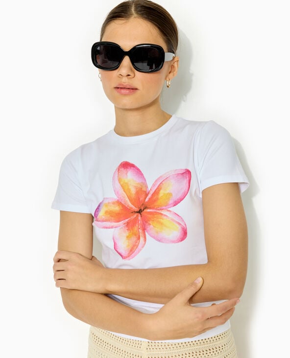 T-shirt ajusté avec print fleur devant blanc - Pimkie