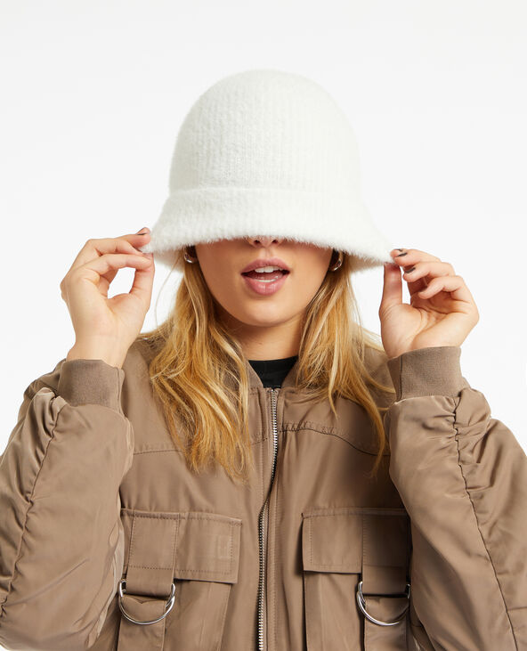 Bonnet en maille fluffy écru - Pimkie