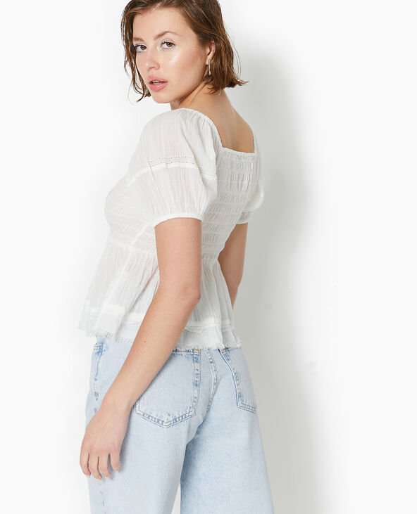 Top en tissu léger avec dentelle et smock blanc - Pimkie