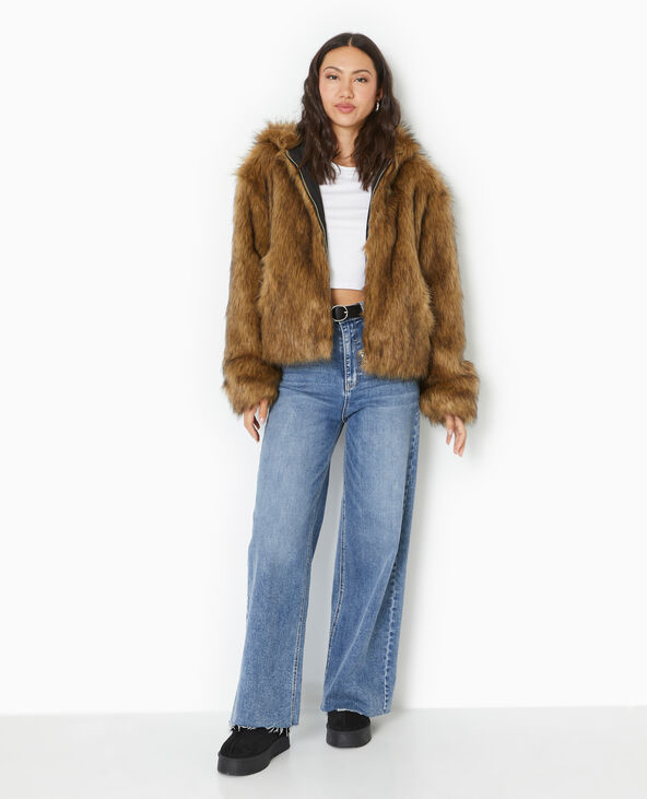 Blouson en fausse fourrure avec capuche taupe - Pimkie