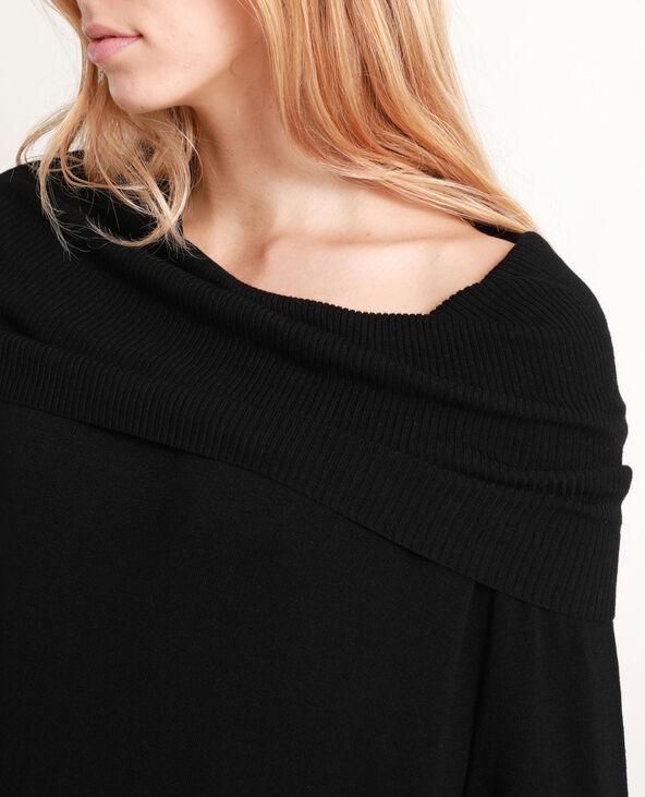 Robe pull a col chale