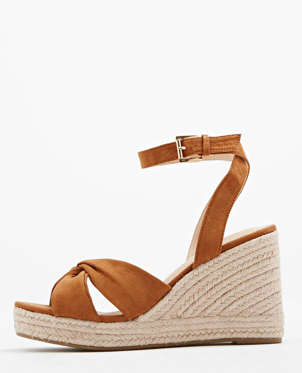 Sandale marron compensee 2025