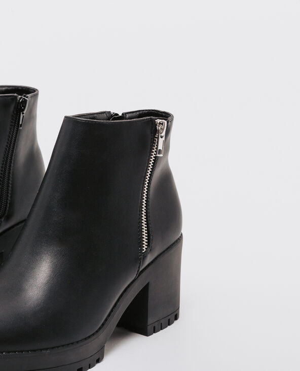 Boots à semelle crantée noir - Pimkie