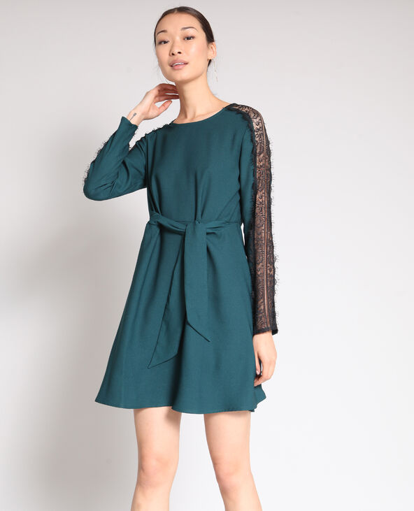 Robe dentelle