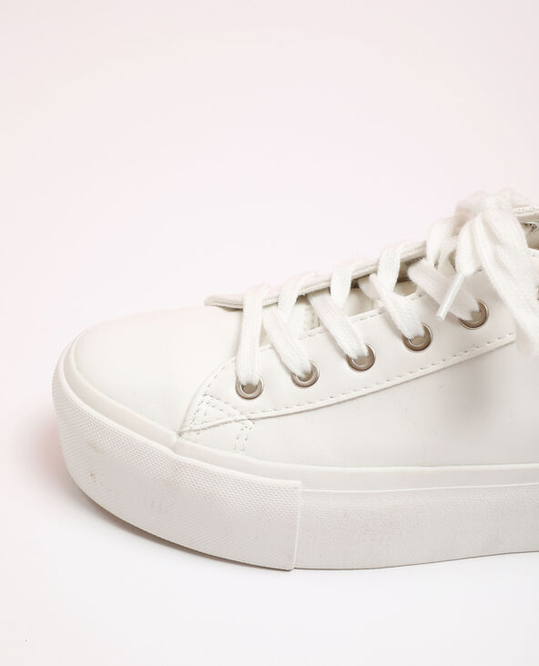 Baskets en faux cuir blanc - Pimkie