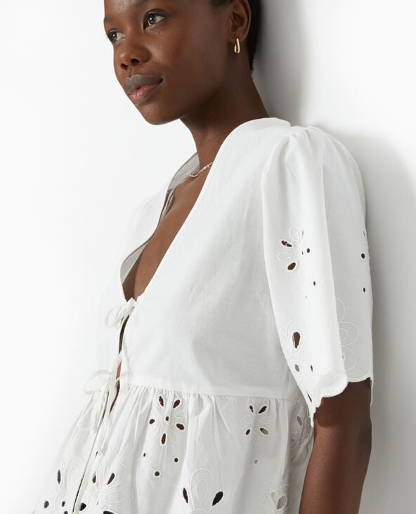 Blouse avec broderie anglaise et nouettes Pimkie