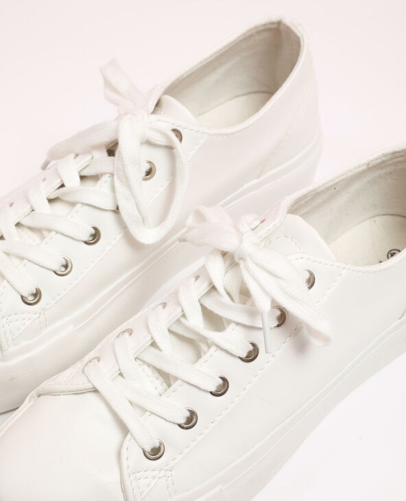 Baskets en faux cuir blanc - Pimkie