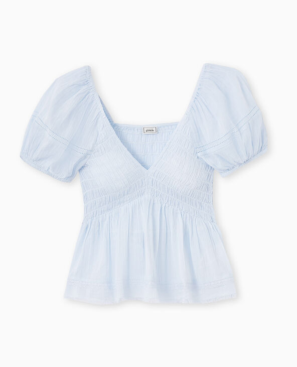 Top en tissu léger avec dentelle et smocks bleu - Pimkie