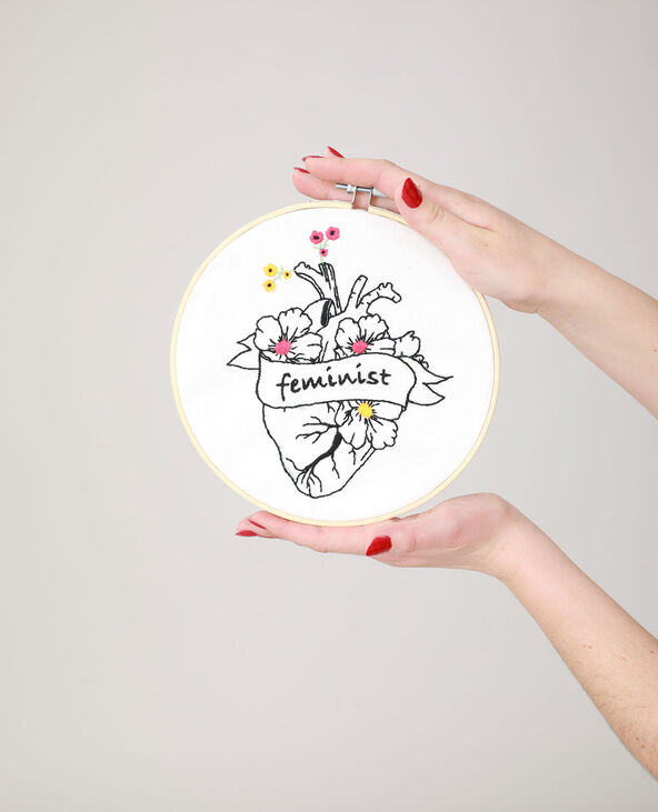 Kit de broderie cœur féministe noir - Pimkie