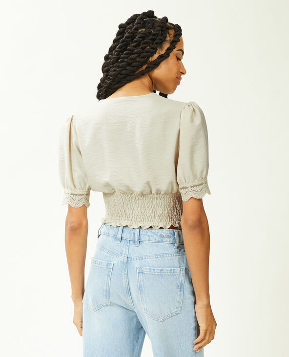 Top court croisé avec dentelle beige - Pimkie