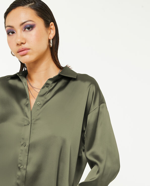 Chemise oversize en satin vert kaki - Pimkie