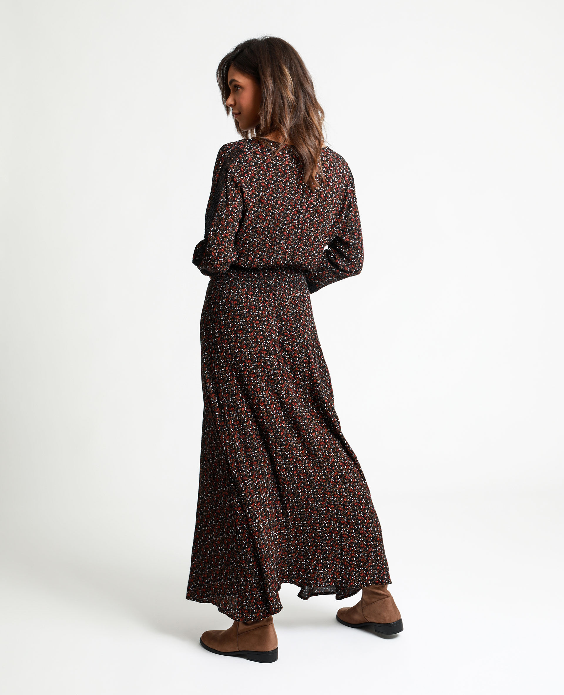 robe grise collant noir