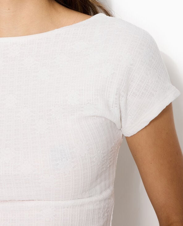 Top court en maille effet dentelle avec dos dégagé blanc - Pimkie