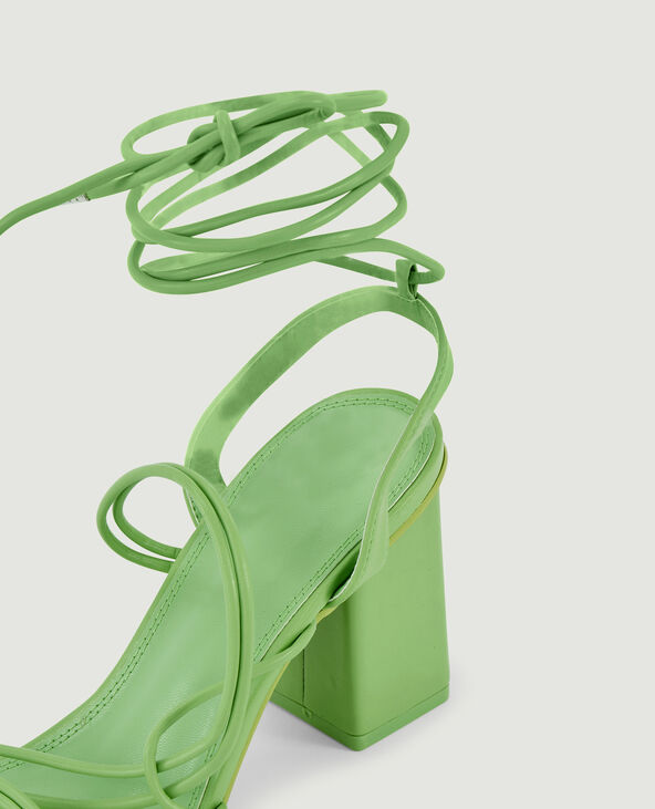 Sandales avec brides à nouer vert anis - Pimkie