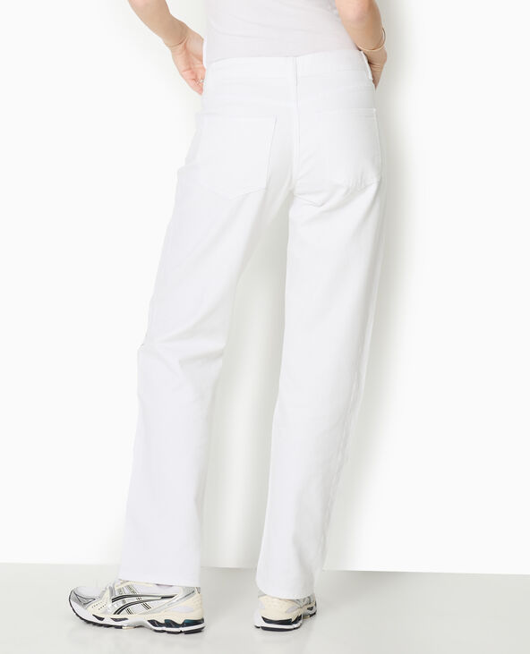 Jean straight taille basse avec clous blanc - Pimkie