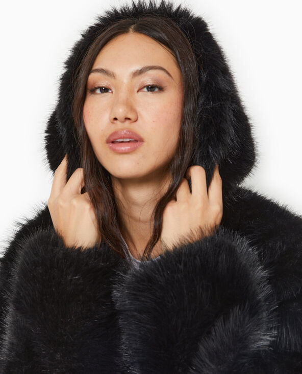 Blouson en fausse fourrure avec capuche noir - Pimkie