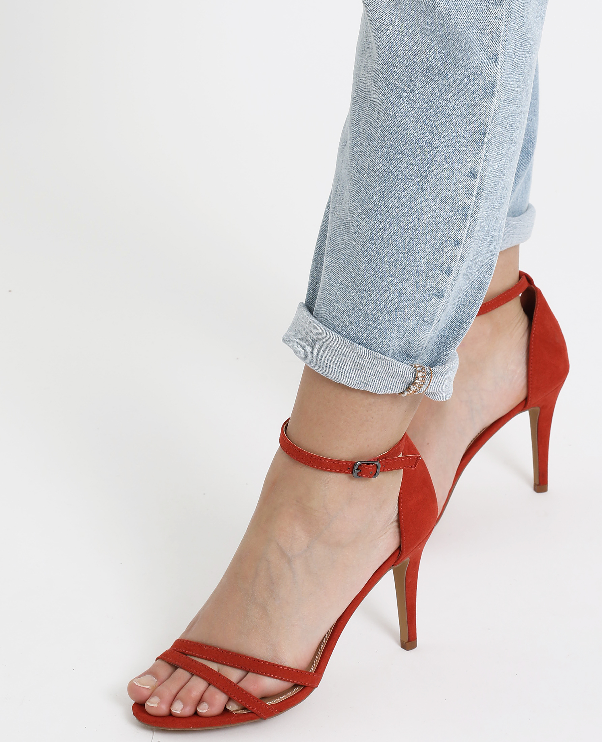 sandales a talons aiguilles