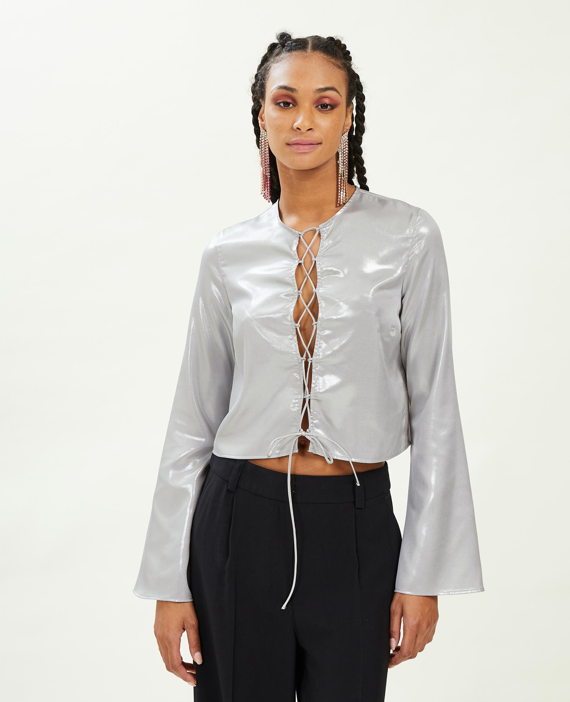 Blouse courte avec lien croisé à nouer gris - Pimkie