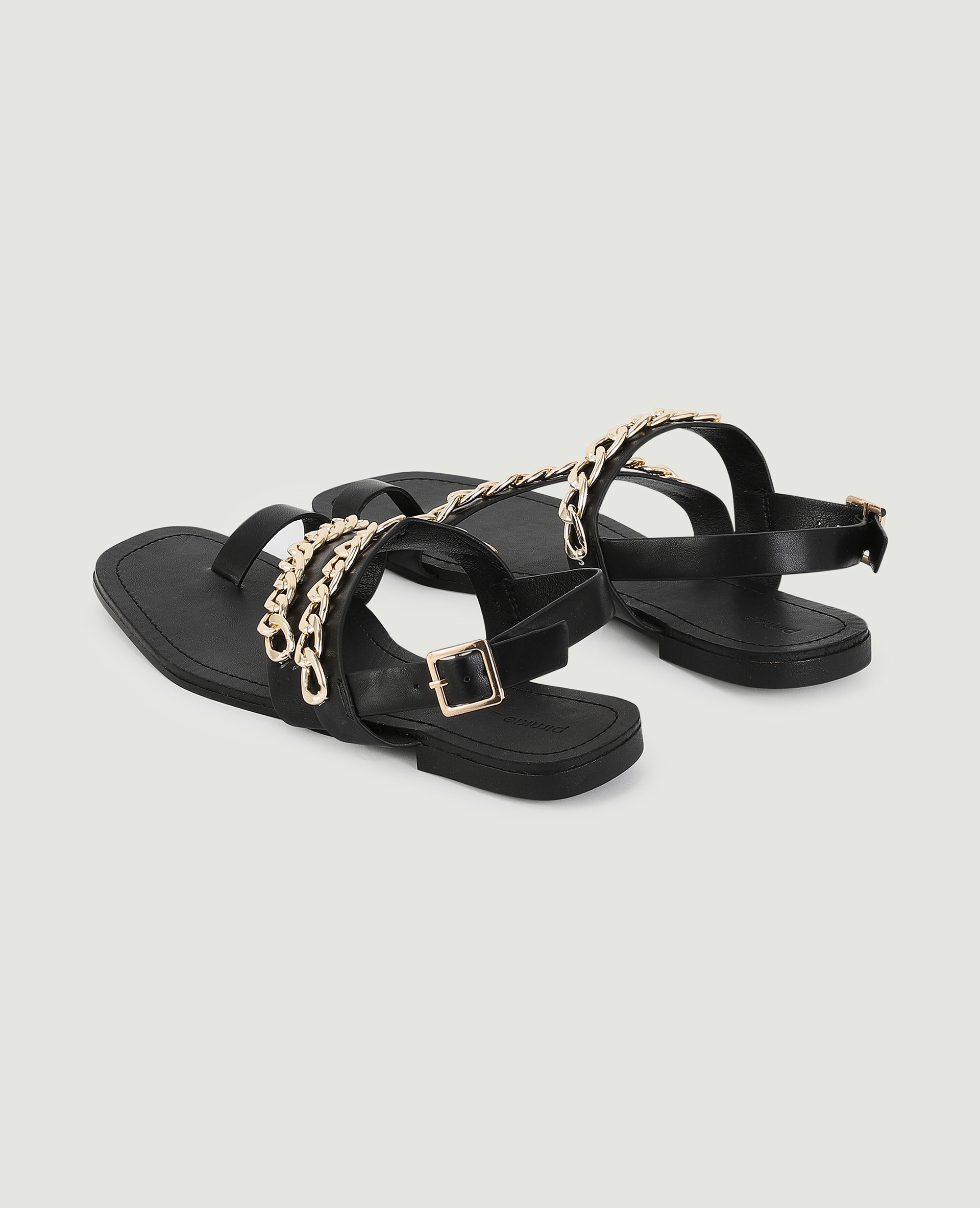 Sandales plates avec brides et chaines noir - Pimkie