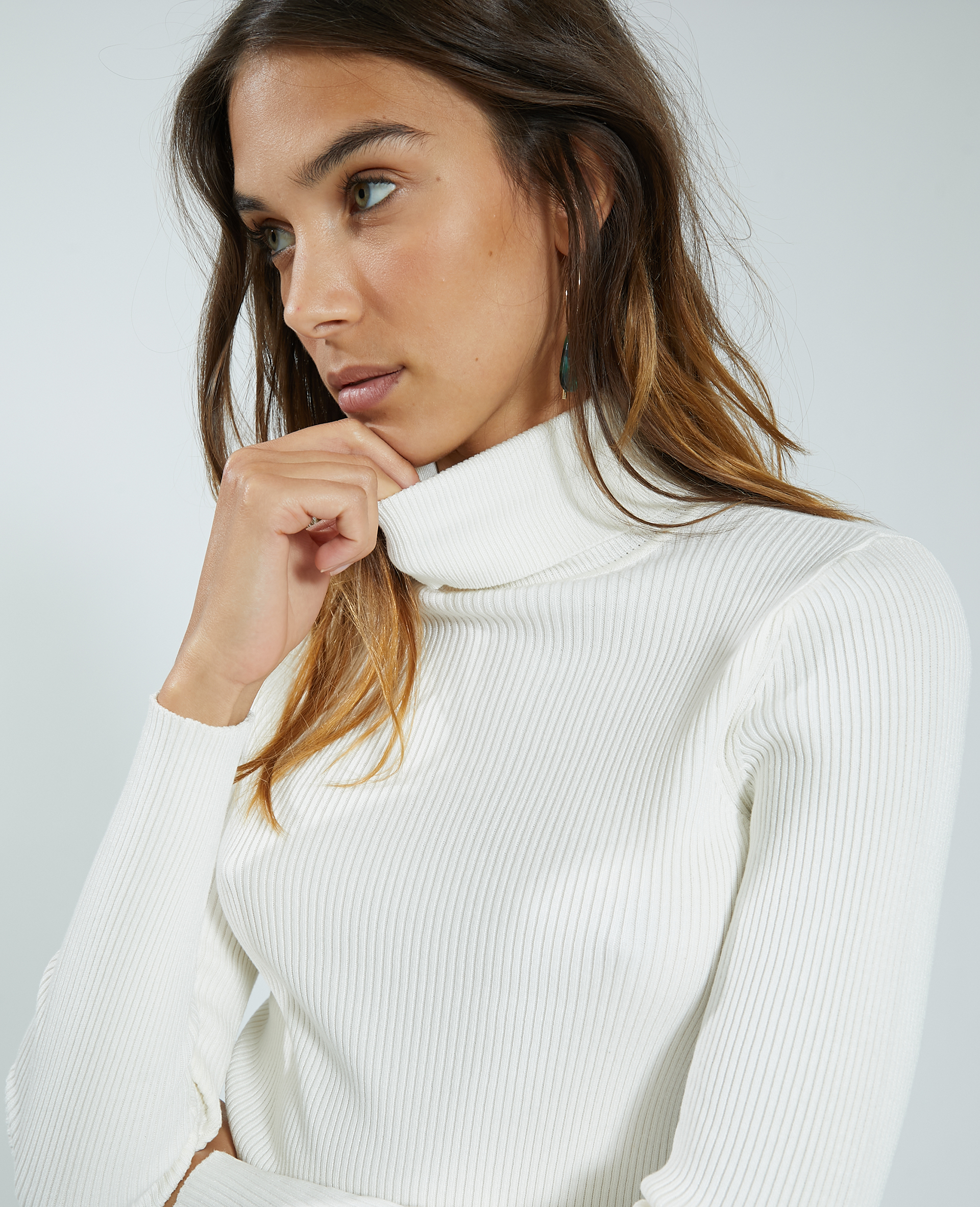 Pull fin col roul