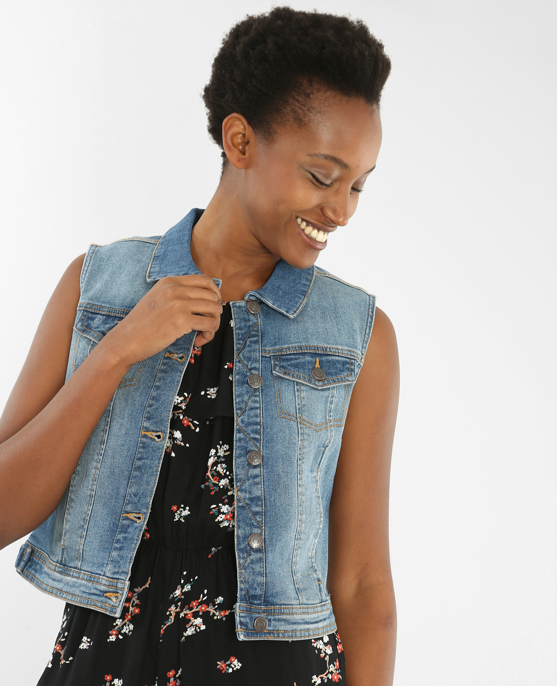 gilet sans manche en jean pour femme