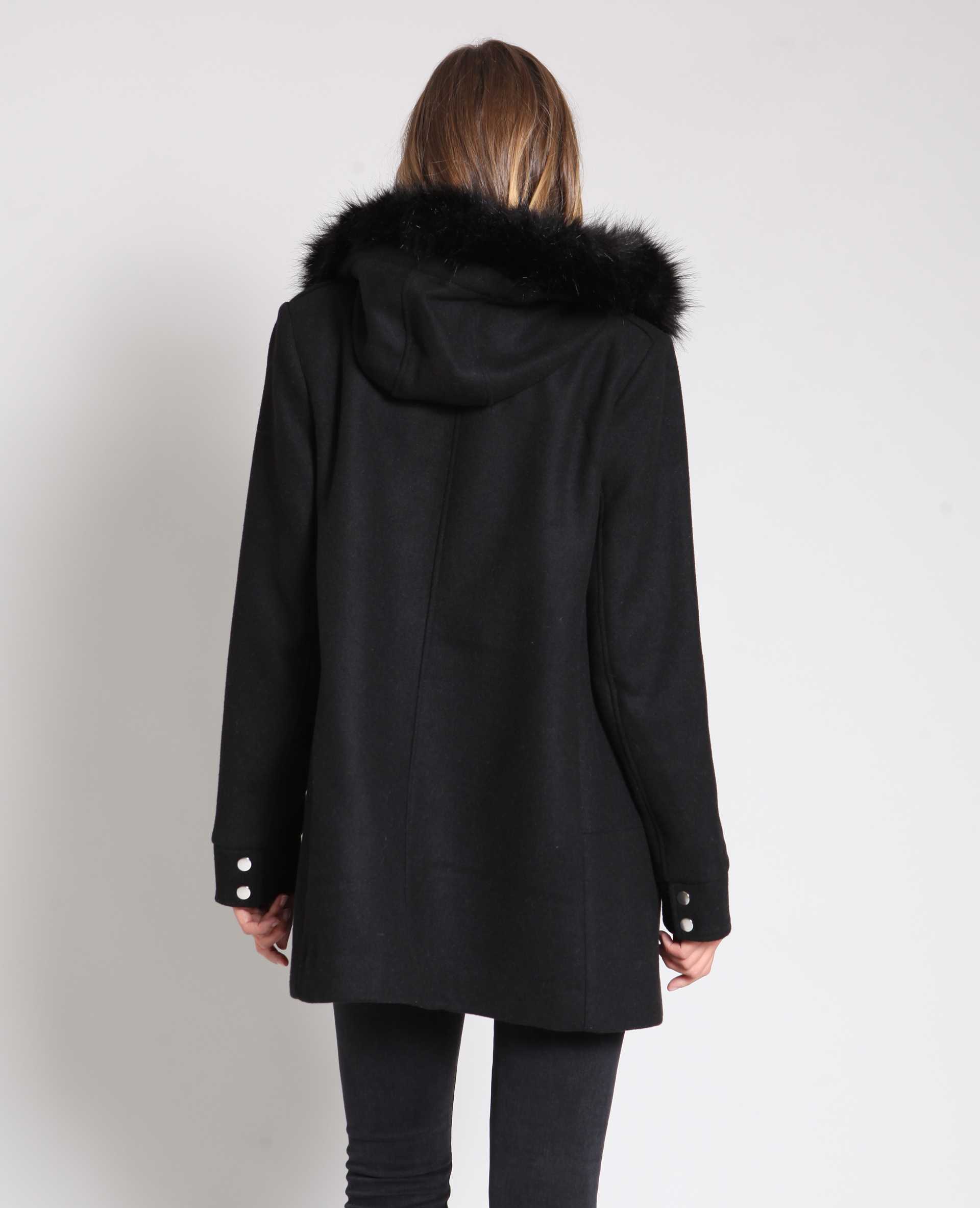 long manteau noir capuche