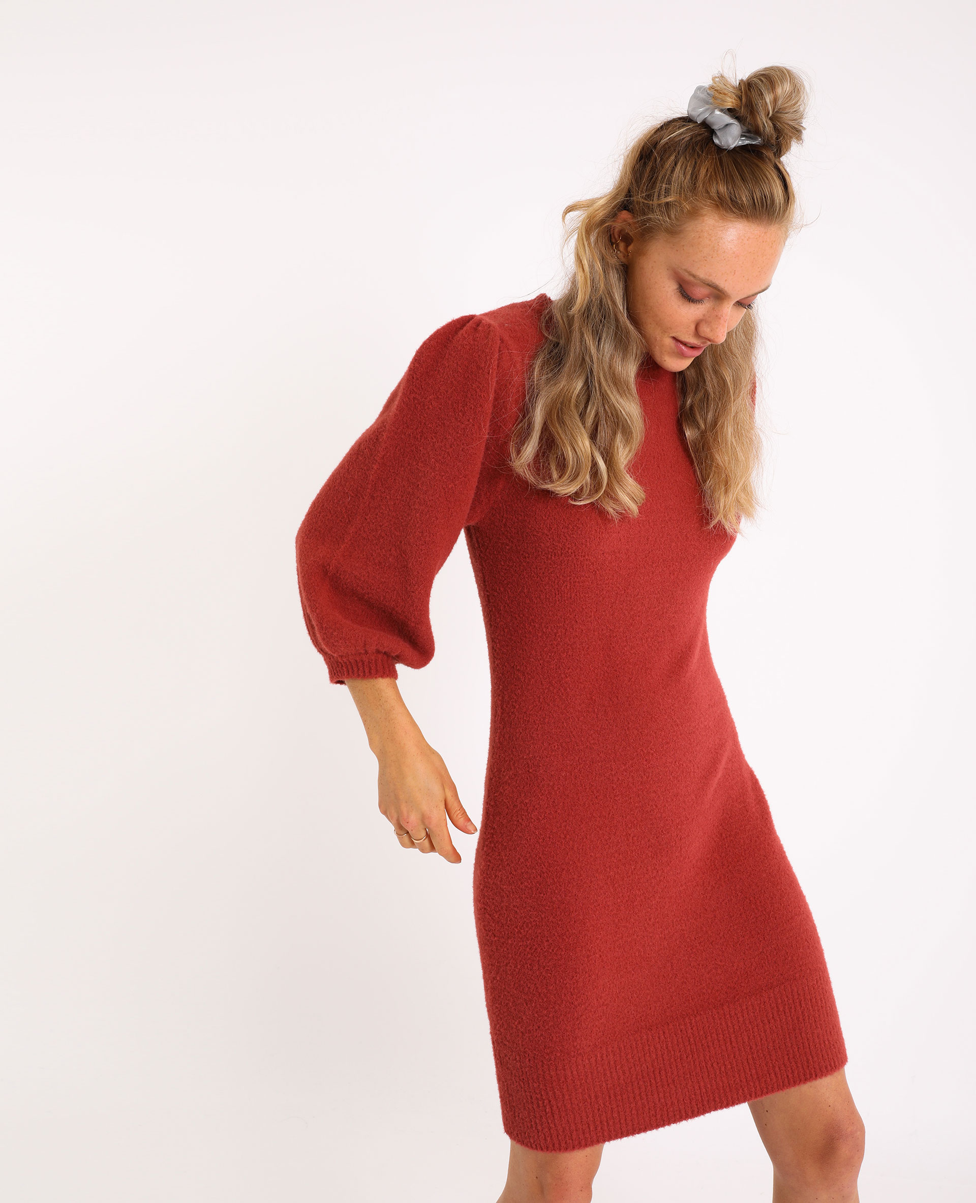 Robe pull manches bouffantes