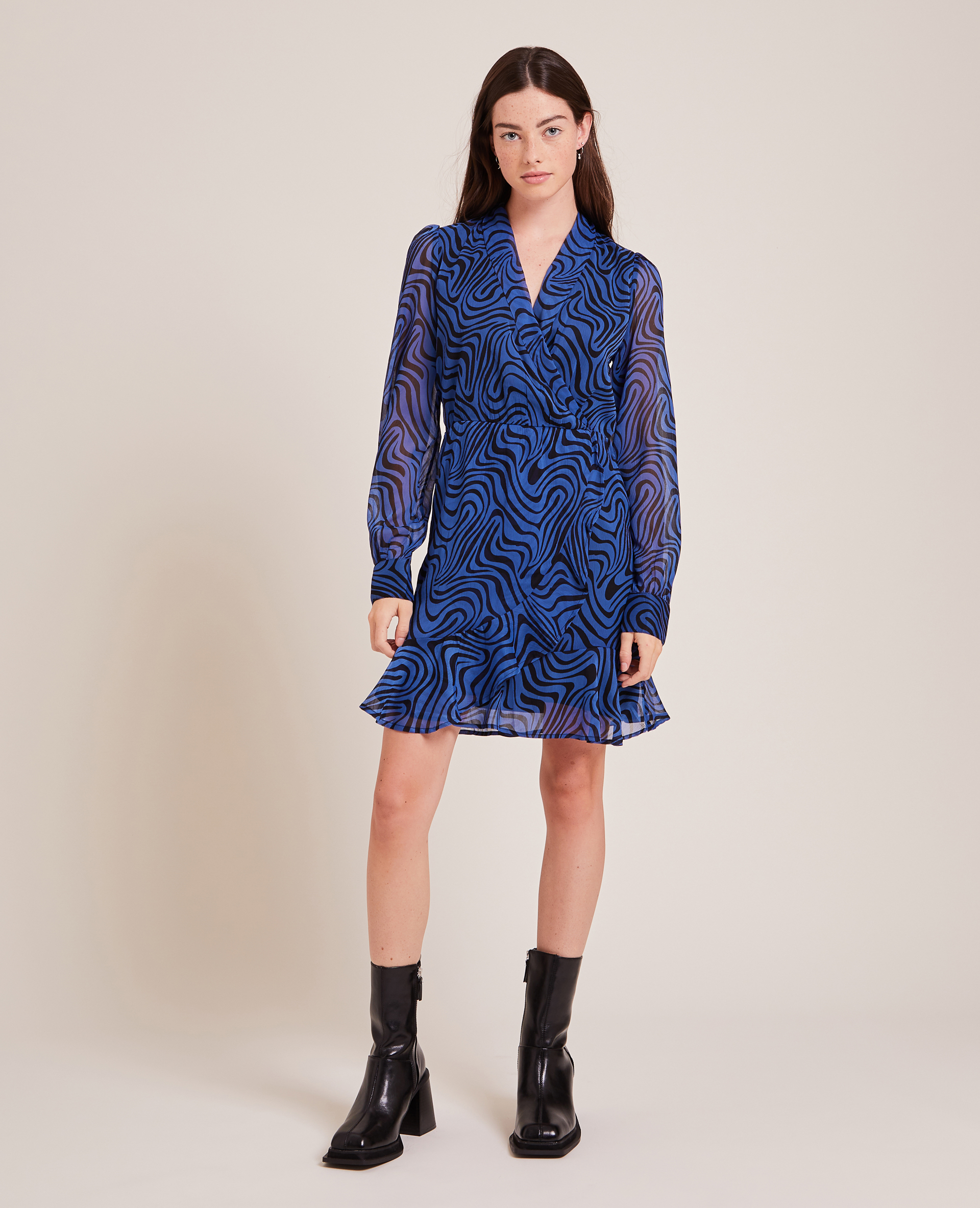 Robe cache-cœur avec volants bleu - Pimkie