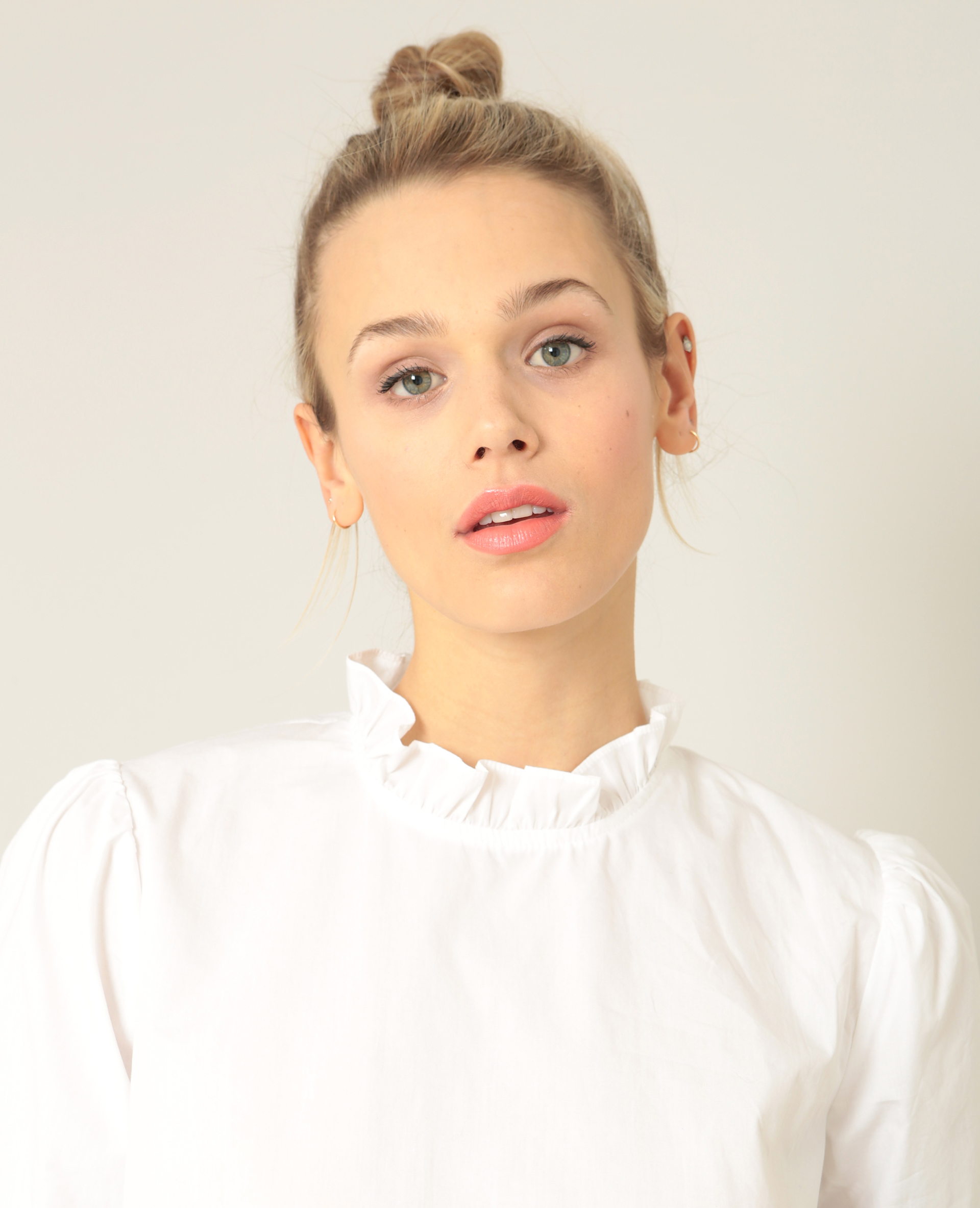 Blouse blanche deals manche bouffante