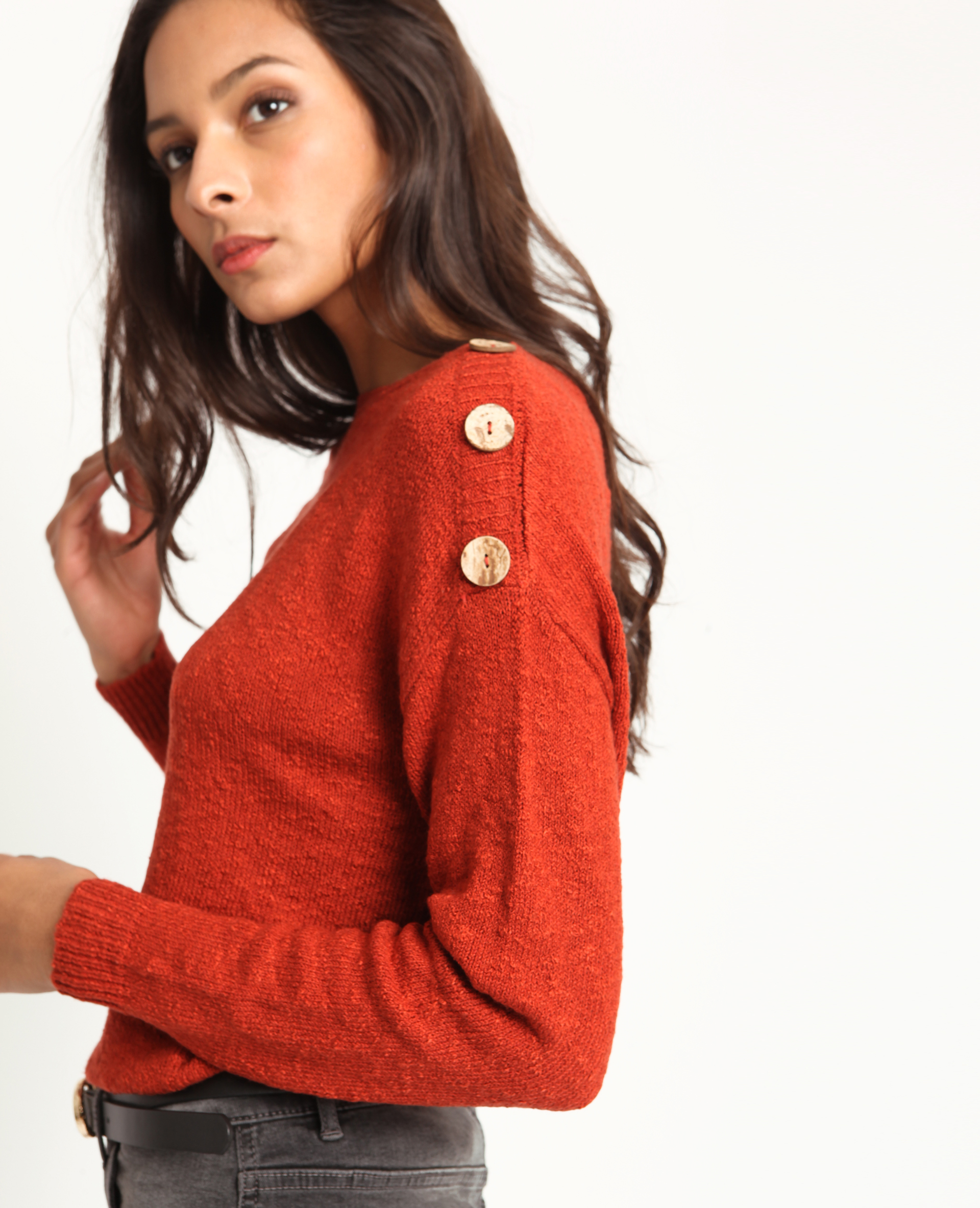 Pull bouton 2025 epaule