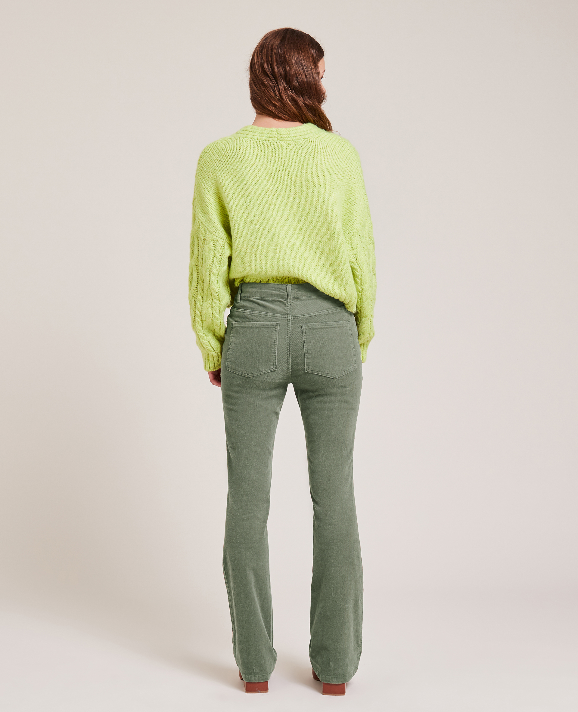 Pantalon flare en velours vert kaki - Pimkie