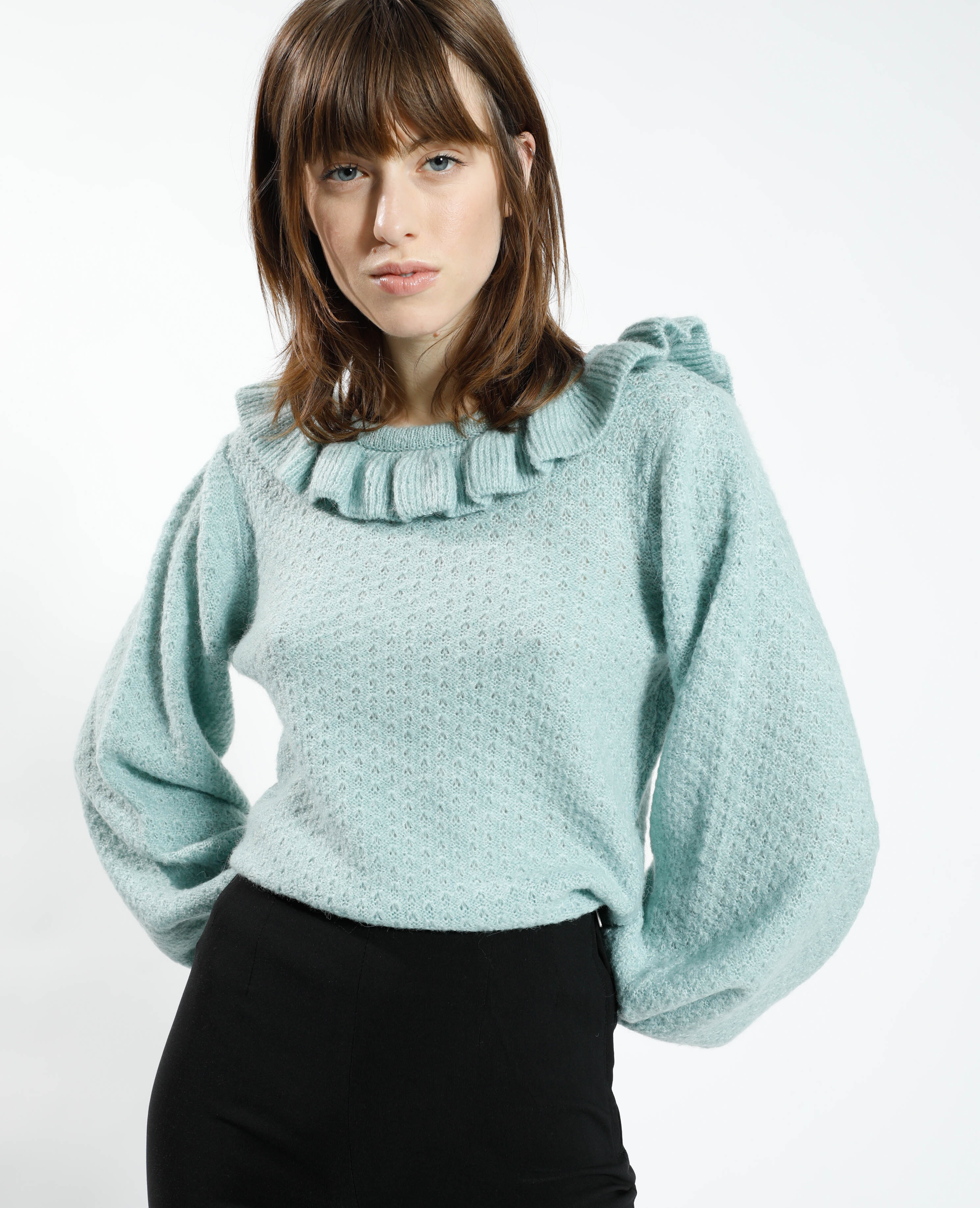 Pull col volanté store