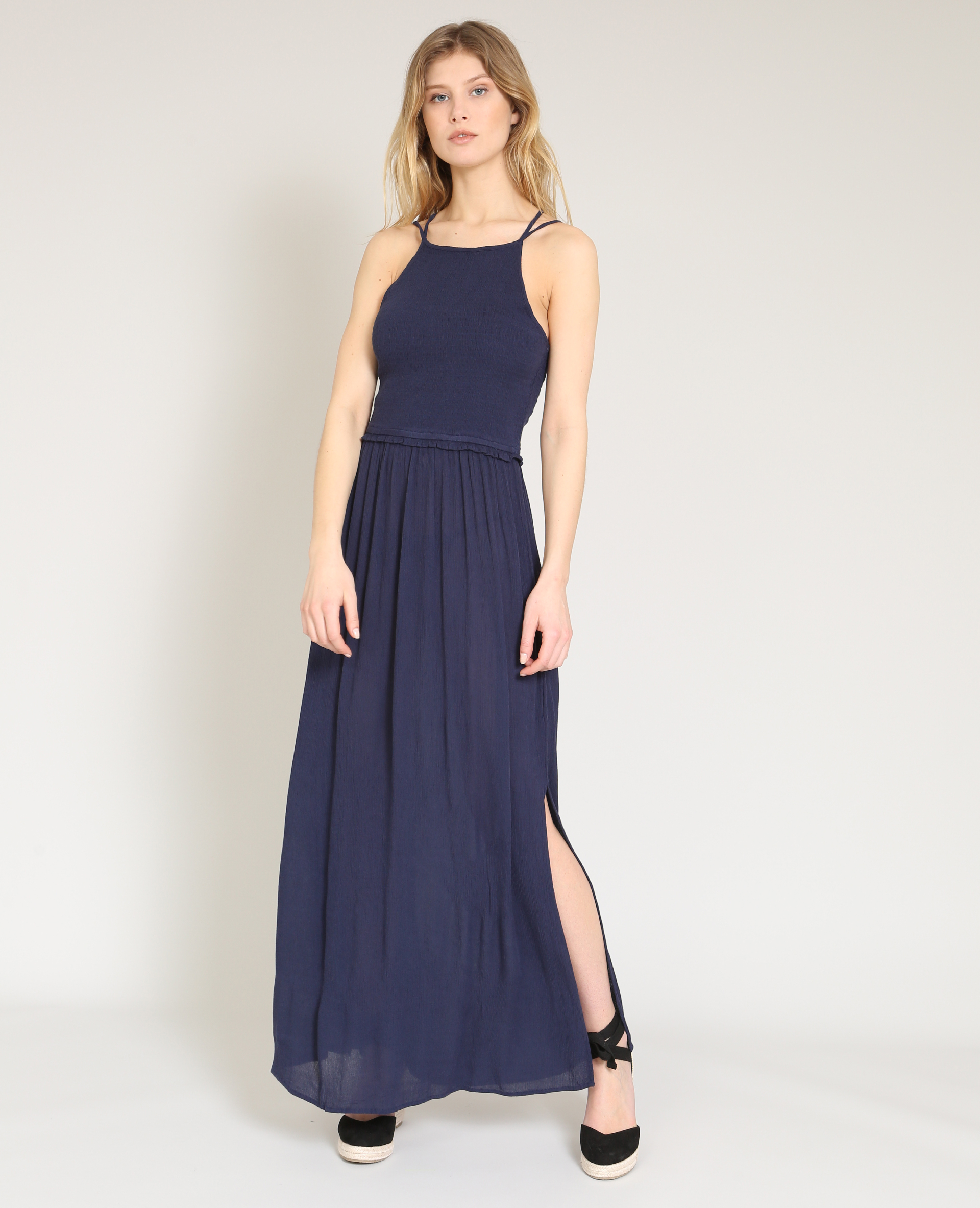 Robe a bretelle large discount