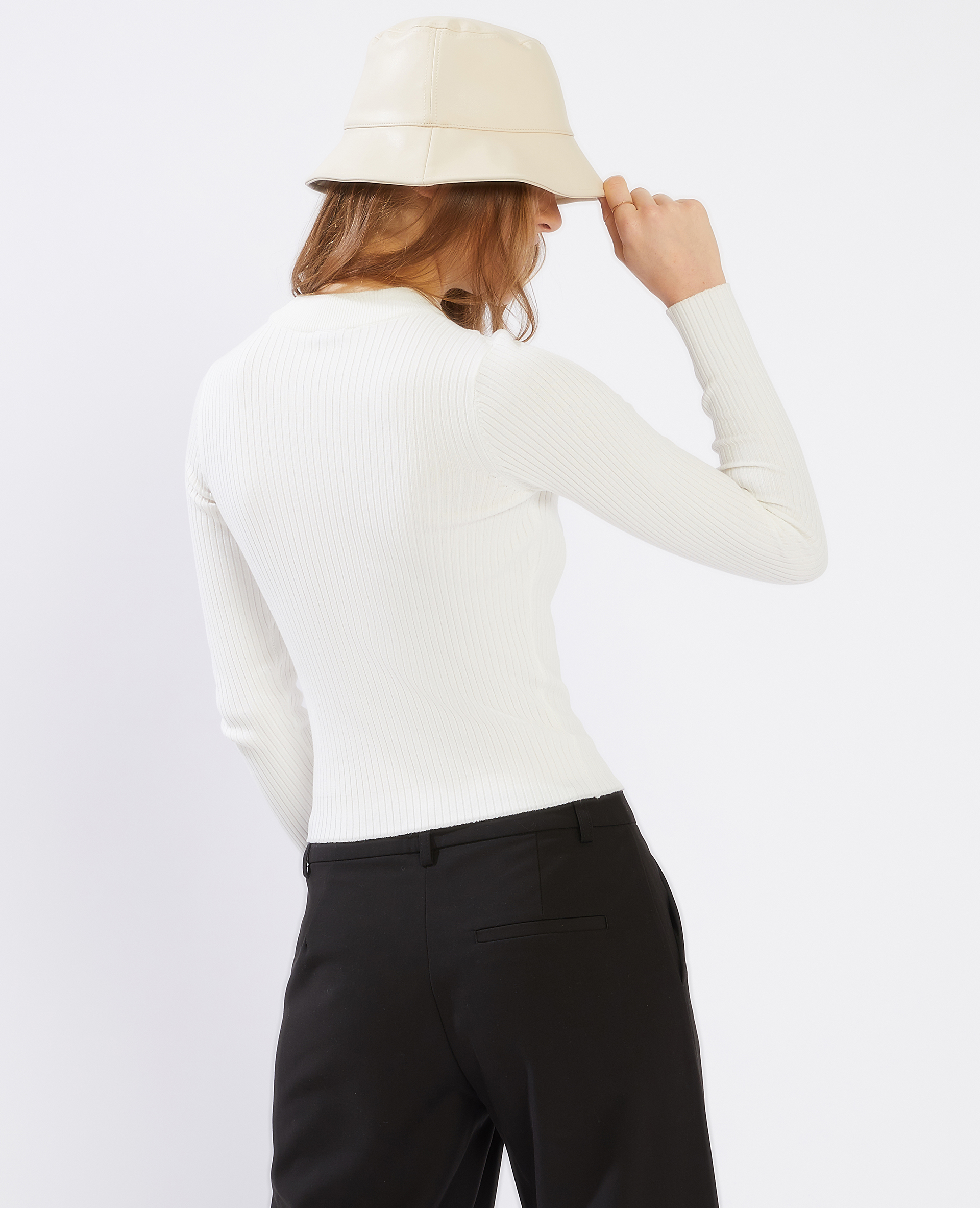 Pull avec fente blanc cassé - Pimkie